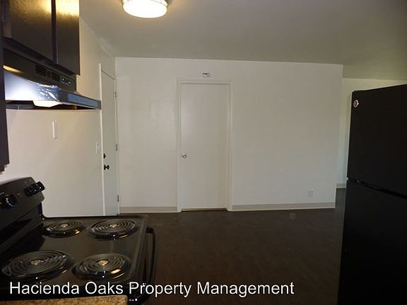 5th image of 304 Sheila Ln APT 3