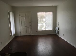 2214 N Granada Ave, Long Beach, CA 90815