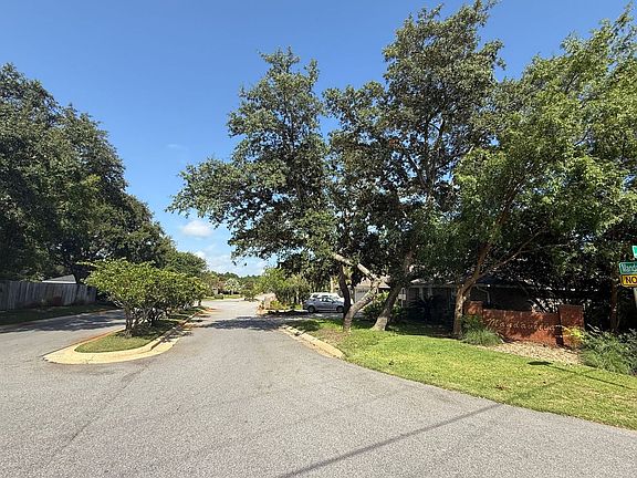 2nd image of 5061 Ring Rose Ct
