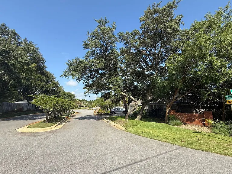 5061 Ring Rose Ct — Photo 2