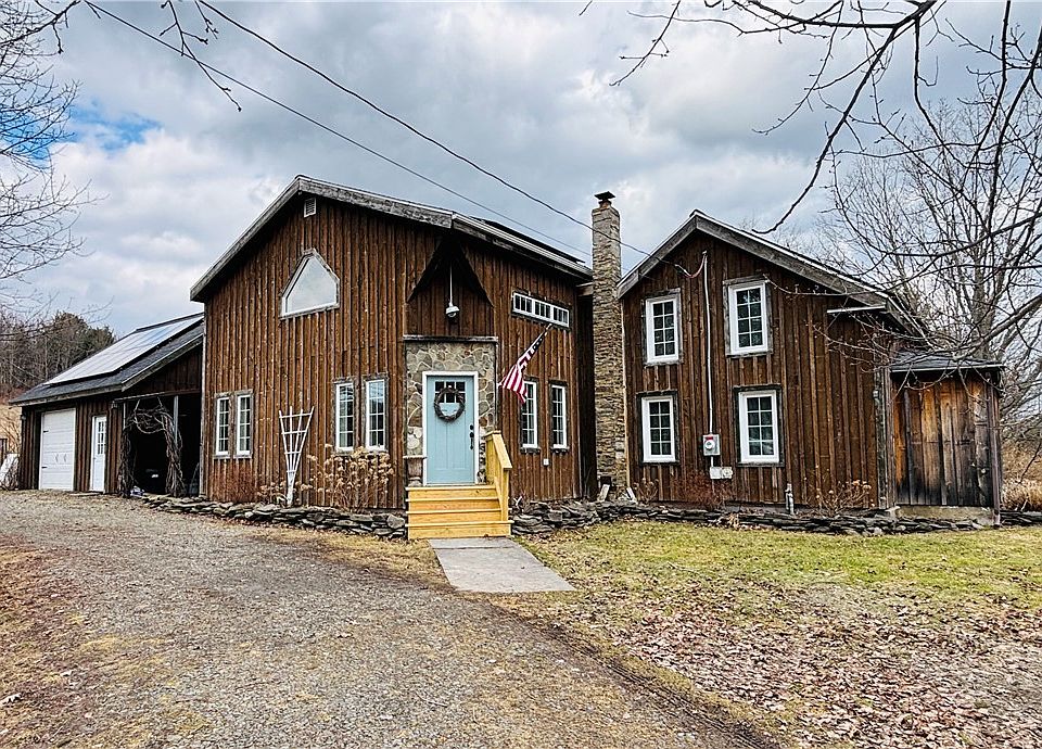 1st image of 332 Upper Dutch Hill Rd