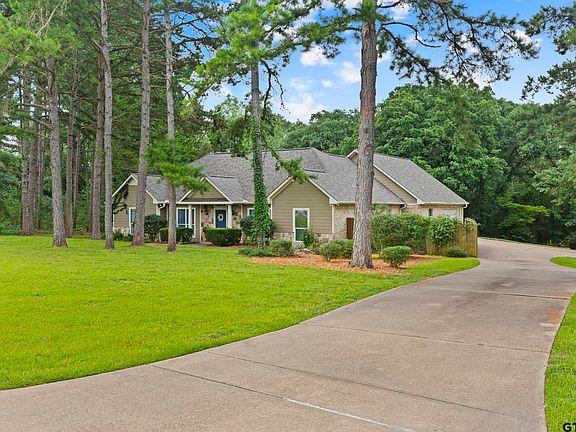 2nd image of 16702 Meadow Crest Dr