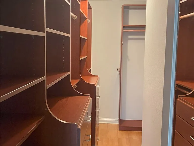 99 Hilltop Cir — Photo 5