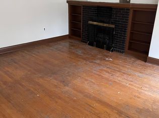 9658 S Winston Ave #1, Chicago, IL 60643