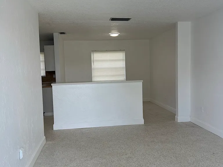16630 NW 45th Ave — Photo 2