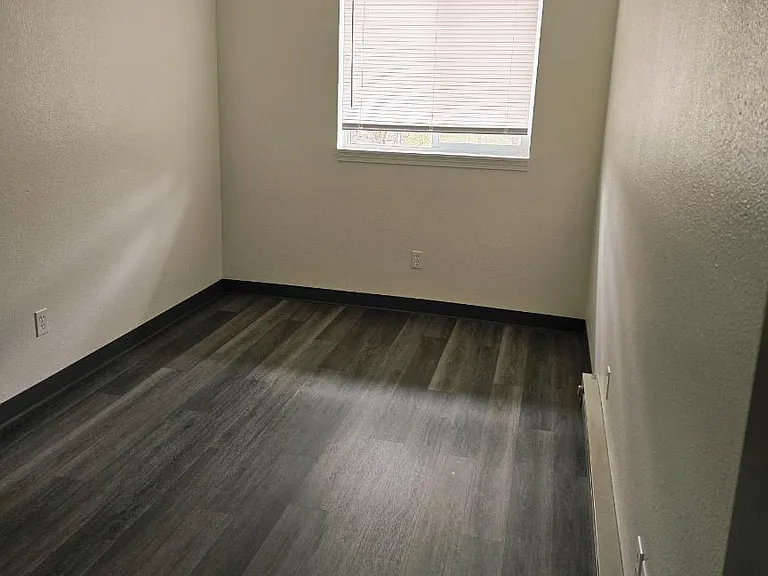 Unit Photo