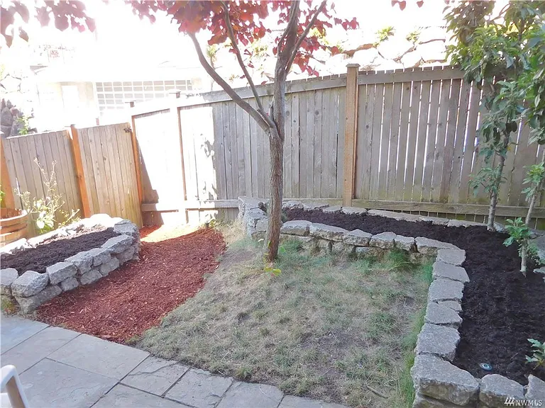 3615 Albion Pl N #A — Photo 20