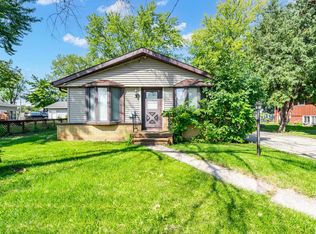 512 Hobbs Ave, Oshkosh, WI 54901