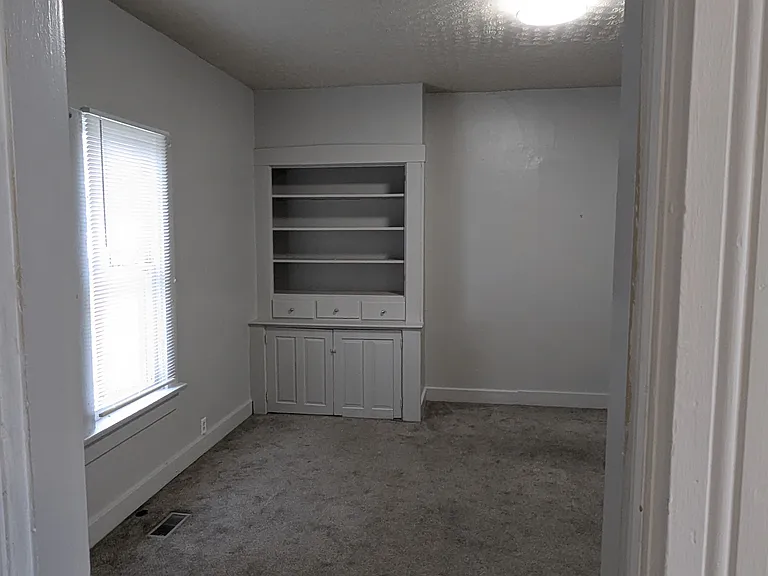 118 Linden Ave #118 — Photo 9