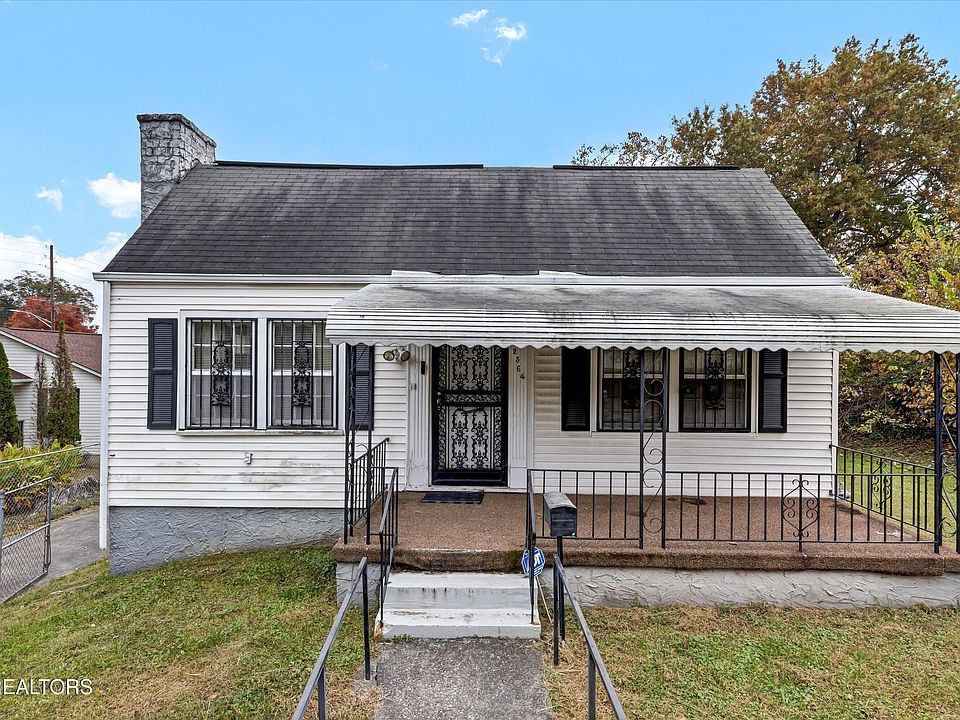 1st image of 2564 Woodbine Ave