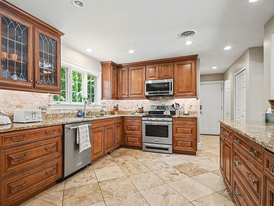 25800 Franklin Park Ct, photo 13