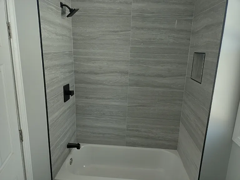 5207 S Bishop St #2 — Photo 1