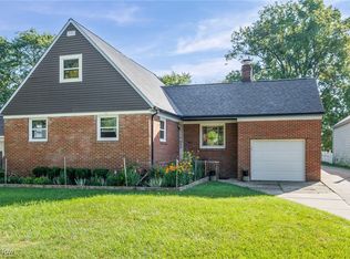 4235 W 222nd St, Fairview Park, OH 44126
