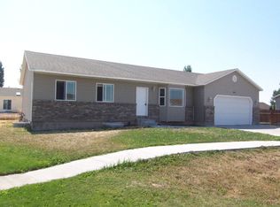 3182 E Cross Cir, Ammon, ID 83401