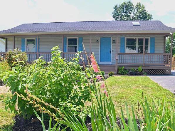 10942 Rugby Dr, Bealeton, VA 22712