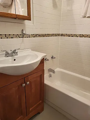 Rented by Susan J. Conaway, LREB | media 17