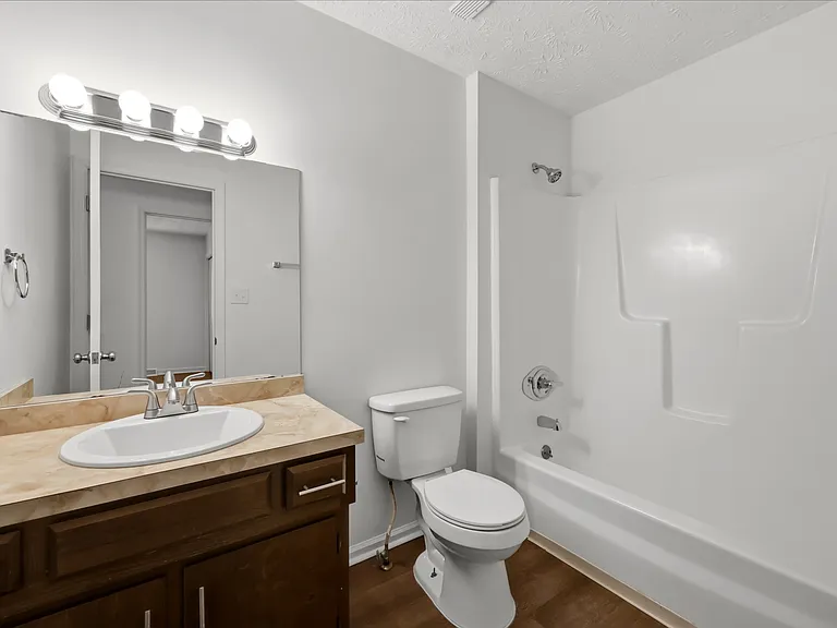 3215 Aqueduct Dr #B — Photo 15