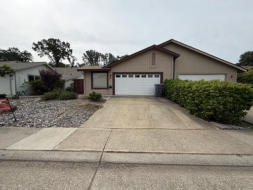 3555 Laird St Photo 1