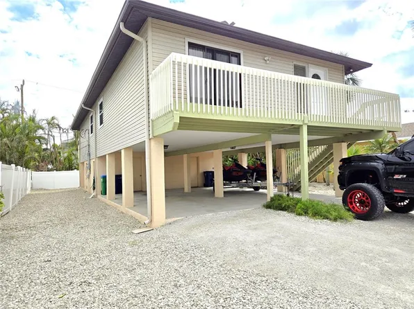 213 71st St, Holmes Beach, FL 34217