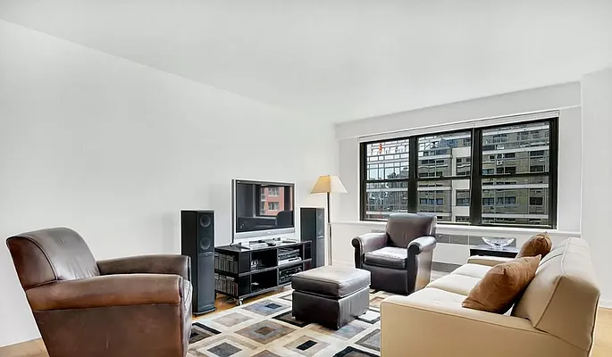 Rented by David Francis New York LLC | media 28