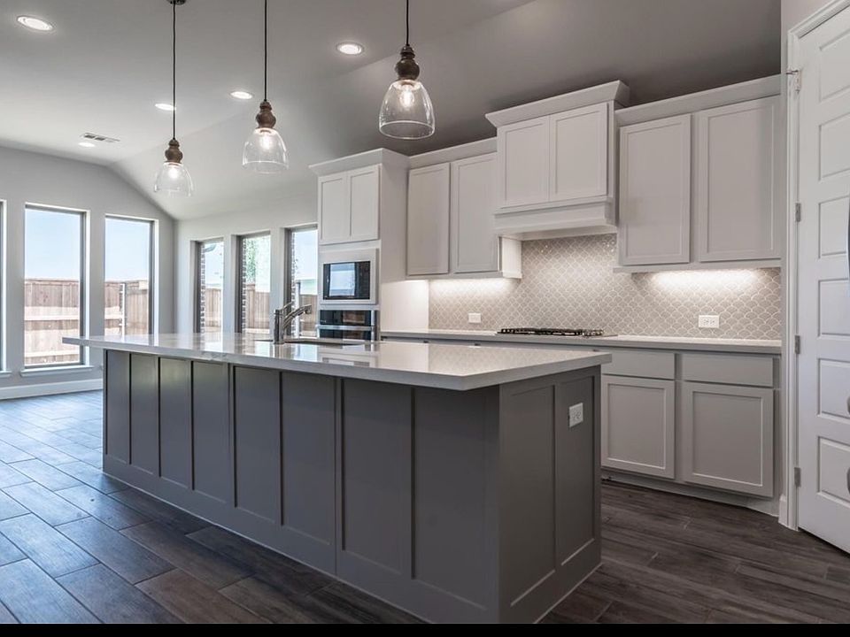 2933 Saltwood Ct, Celina, TX 75009 | Zillow