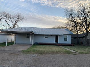 1206 N 5th St, Ballinger, TX 76821