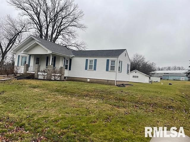 2nd image of 2606 W 1st St