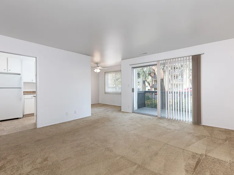 Crestview Terrace — Photo 17