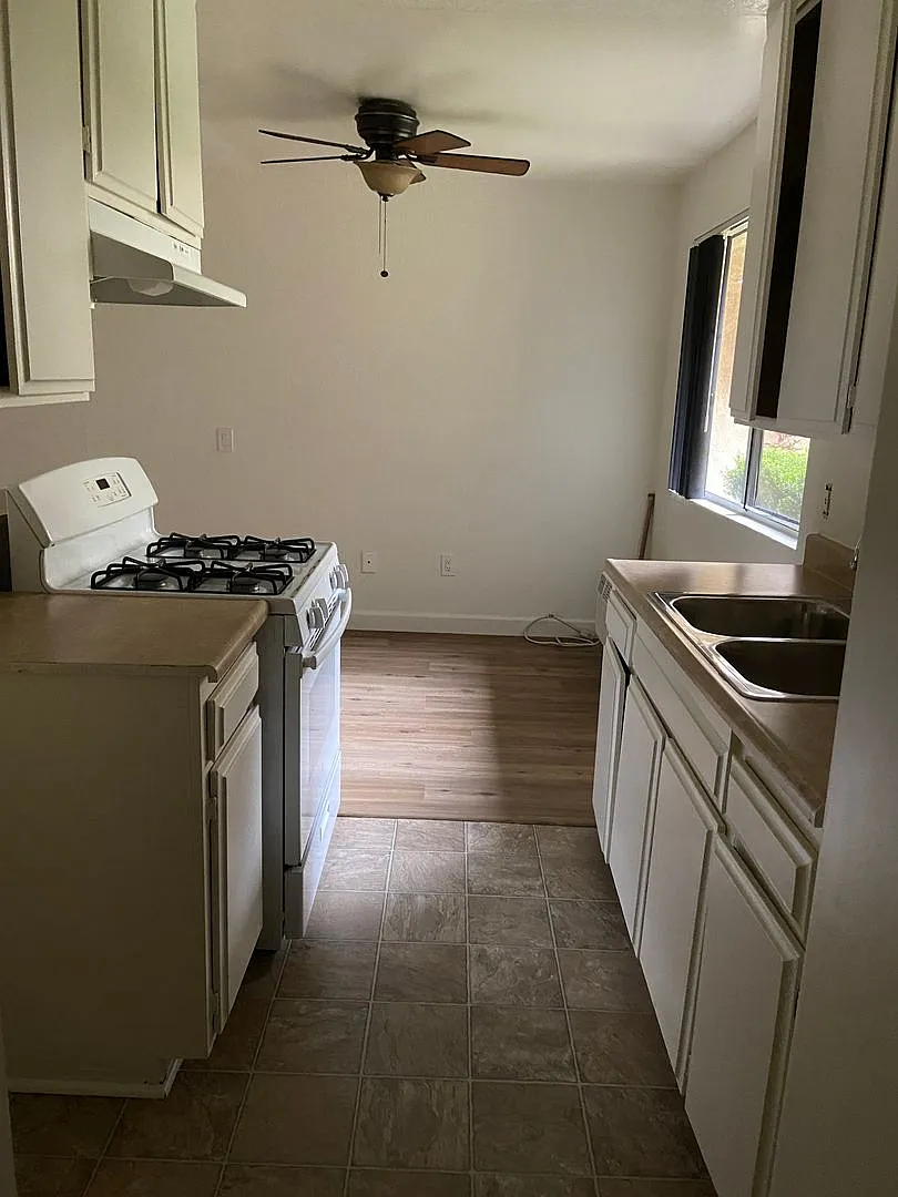 10655 Sherman Grove (5765) — Photo 2
