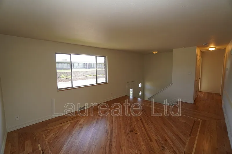 4 bed, 2.0 bath, 1800 sqft, $2,795 — Photo 3
