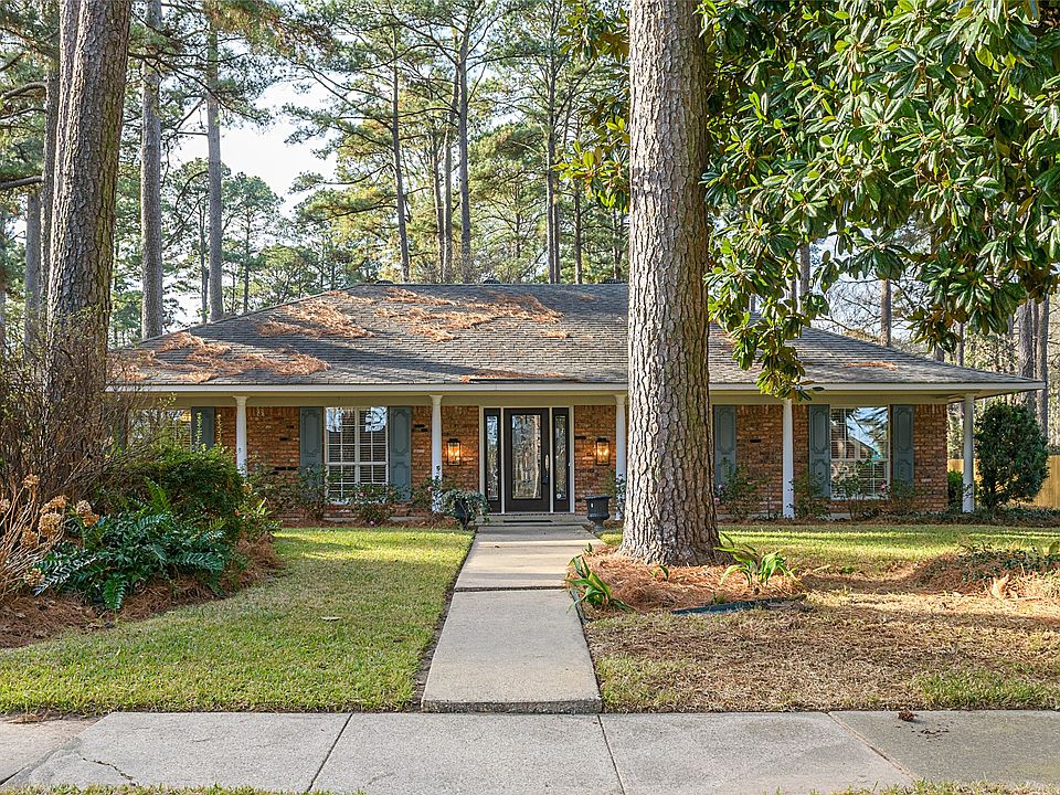 1st image of 720 Cobblestone Dr