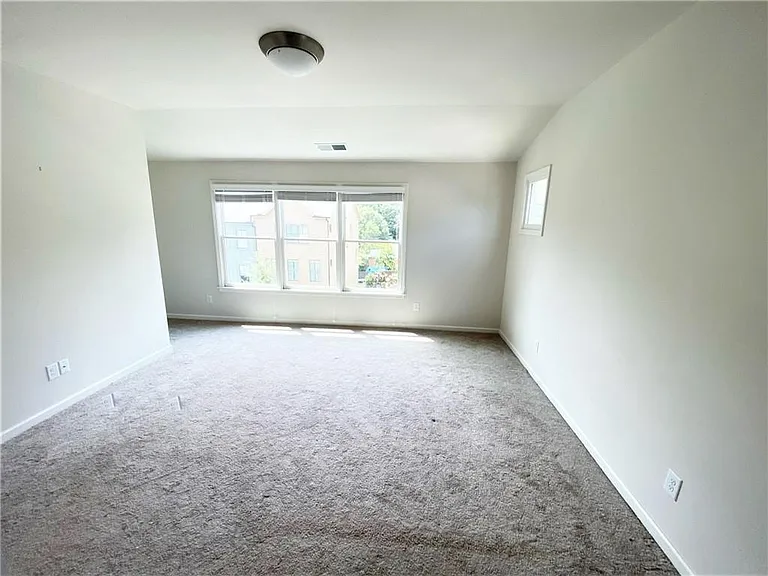 757 Cady Way — Photo 19