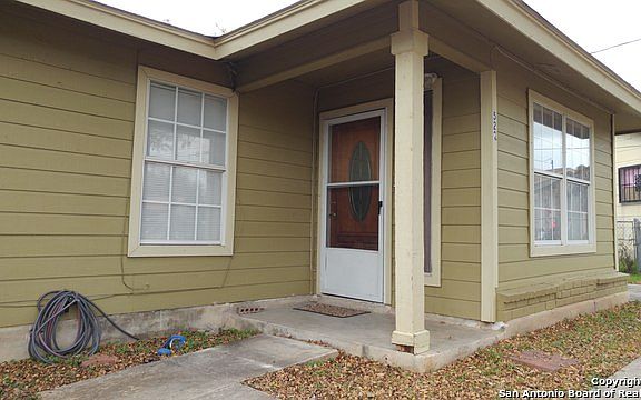 2nd image of 522 Riverdale Dr