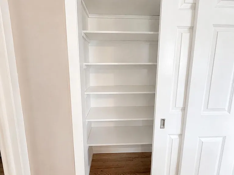 580 Village Rd W — Photo 9