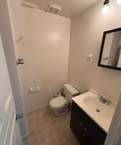 2114 E Fairmount Ave #1 — Photo 5