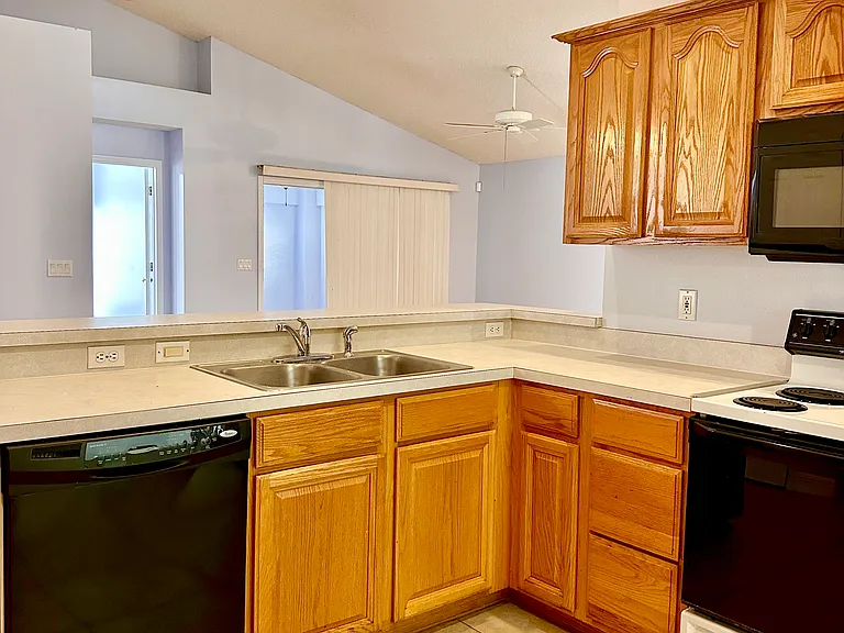 8214 Woodsworth Dr — Photo 7