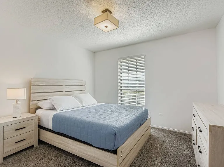 1711 Windsong Trl — Photo 18