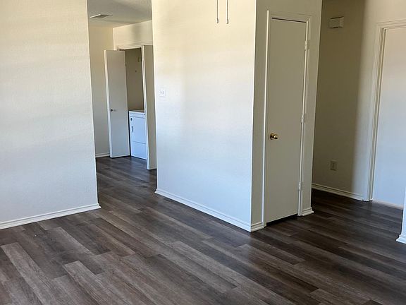 4th image of 5704 Greengate Dr APT C