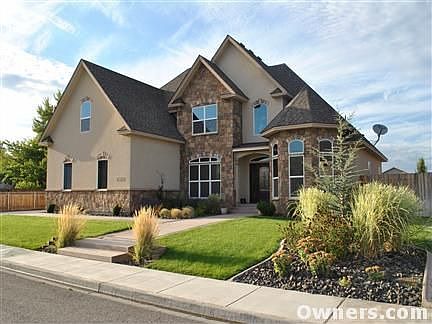 Most wanted beautiful home on the block!!