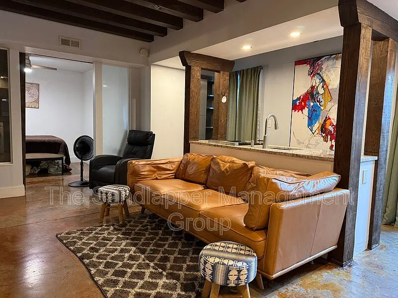 1 bed, 1.0 bath, 618 sqft, $2,600 — Photo 3
