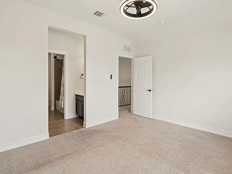 1549 Westborough Ln — Photo 29