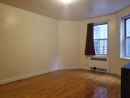 Rented by BRICK & GALO REALTY CORP | media 9