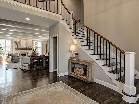 4th image of 12610 Granada Rd