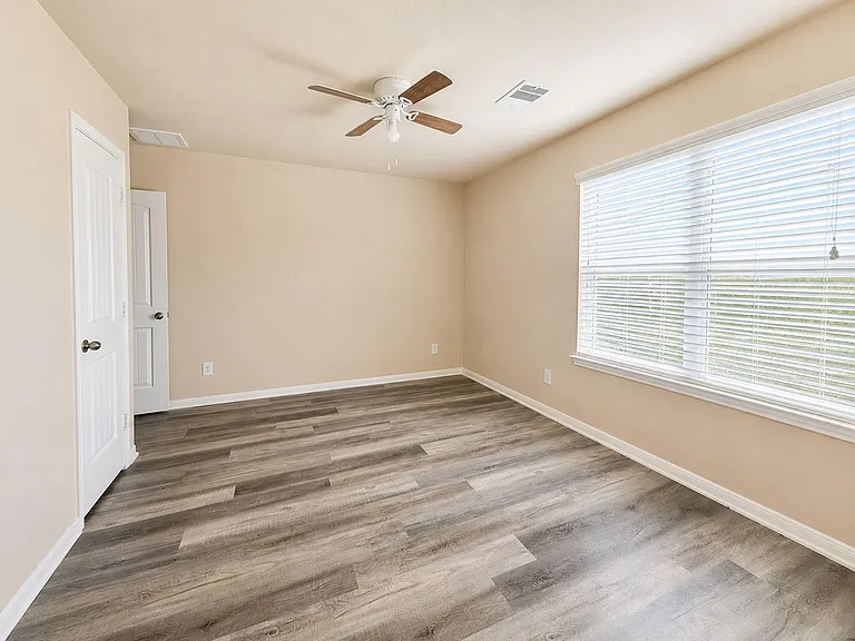 24910 Diamond Ranch Dr — Photo 8