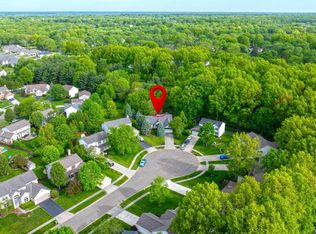 6598 Burbank Pl, Westerville, OH 43082