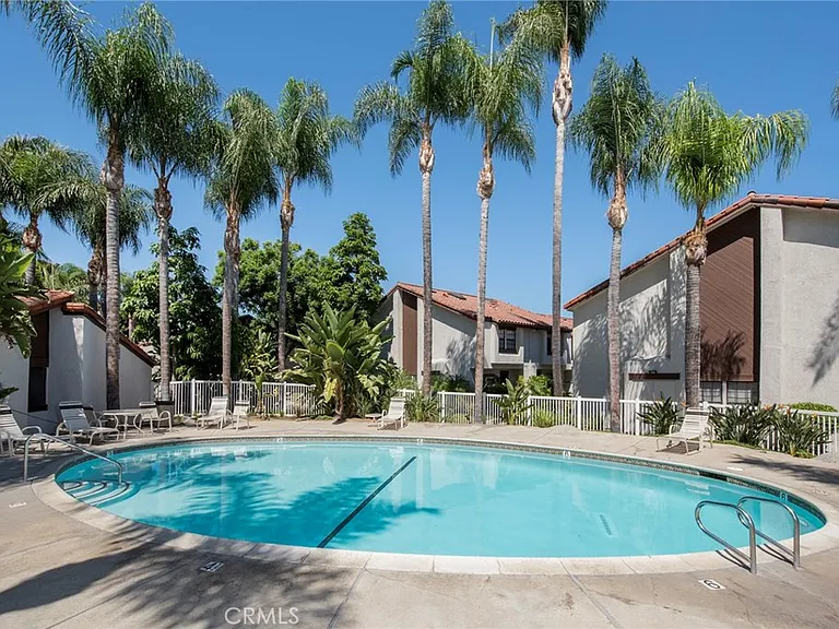 319 Molokai Dr — Photo 53