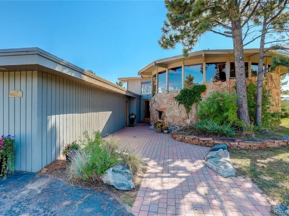 22194 Crestvue Drive, Golden, CO 80401