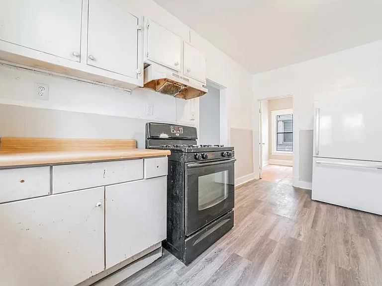 4310 Daisy Ave — Photo 62