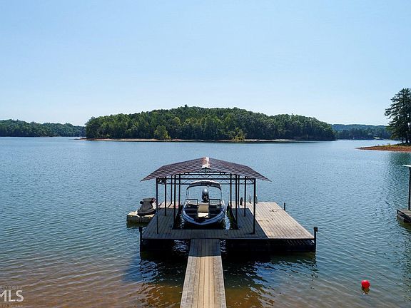 3rd image of 56 Lake Terrace Dr