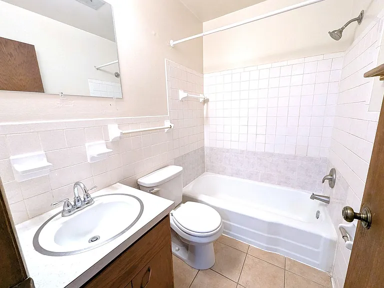 Star lane Apartments — Photo 12